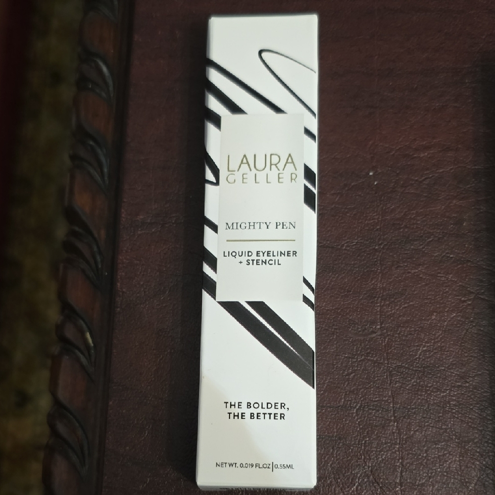 Laura Geller Mighty Pen Liquid Eyeliner - Black and White
